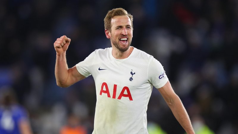 BAYERN TO TEST SPURS WITH KANE BID