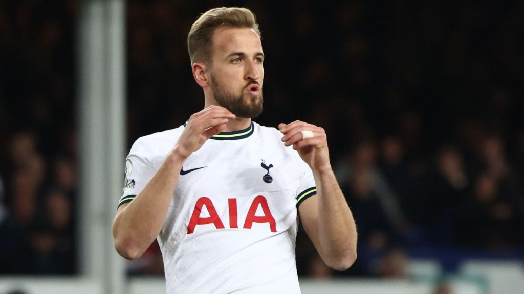 Move Gossip: Guy Utd Deal With Competitors For Harry Kane As Liverpool Eye Brighton Duo